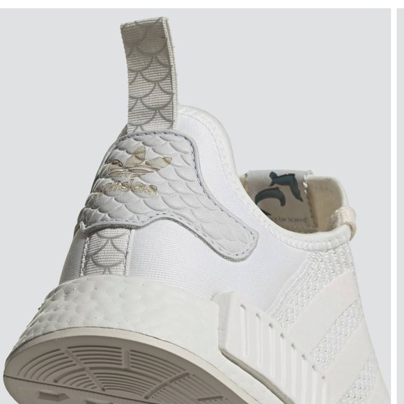 NWOT! - ADIDAS x DISNEY The Little Mermaid NMD R1 Athletic Shoes - Picture 4 of 16